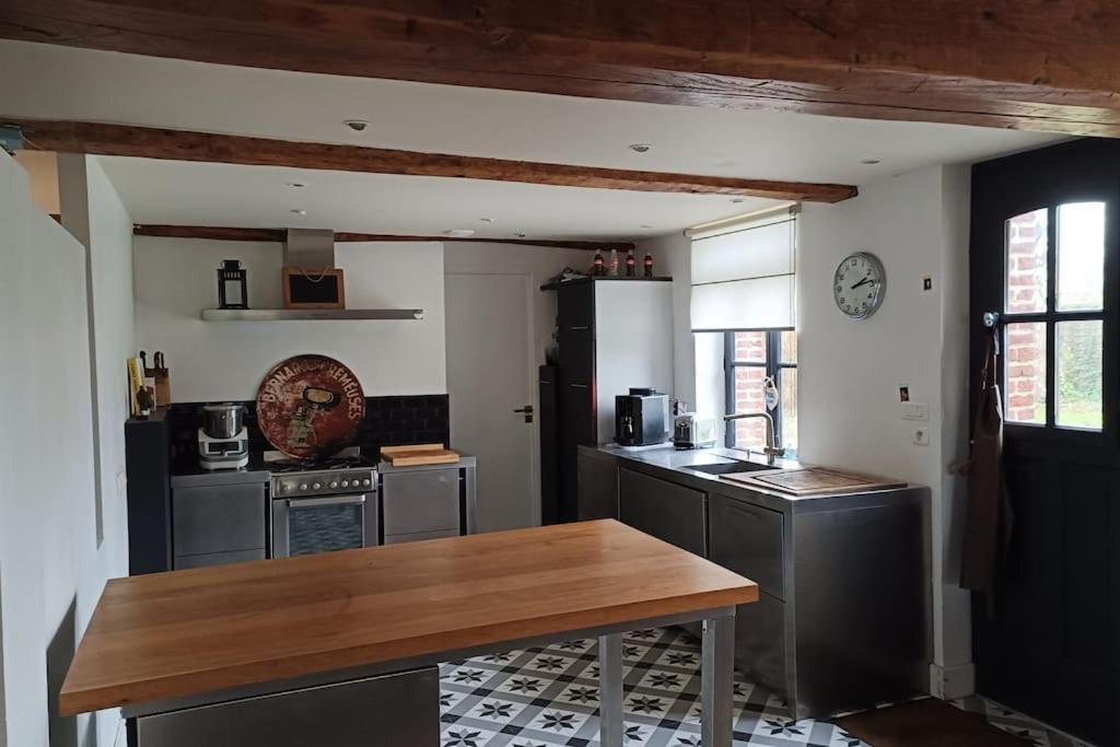 Ferme De Caractere Avec Piscine Et Cheminee Villa Sainghin-en-Melantois ภายนอก รูปภาพ